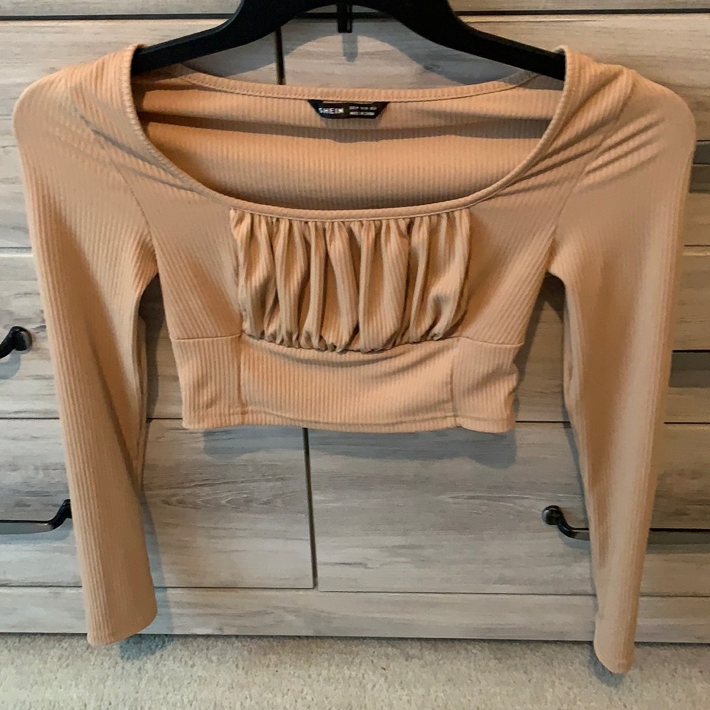 Tan long sleeve crop top